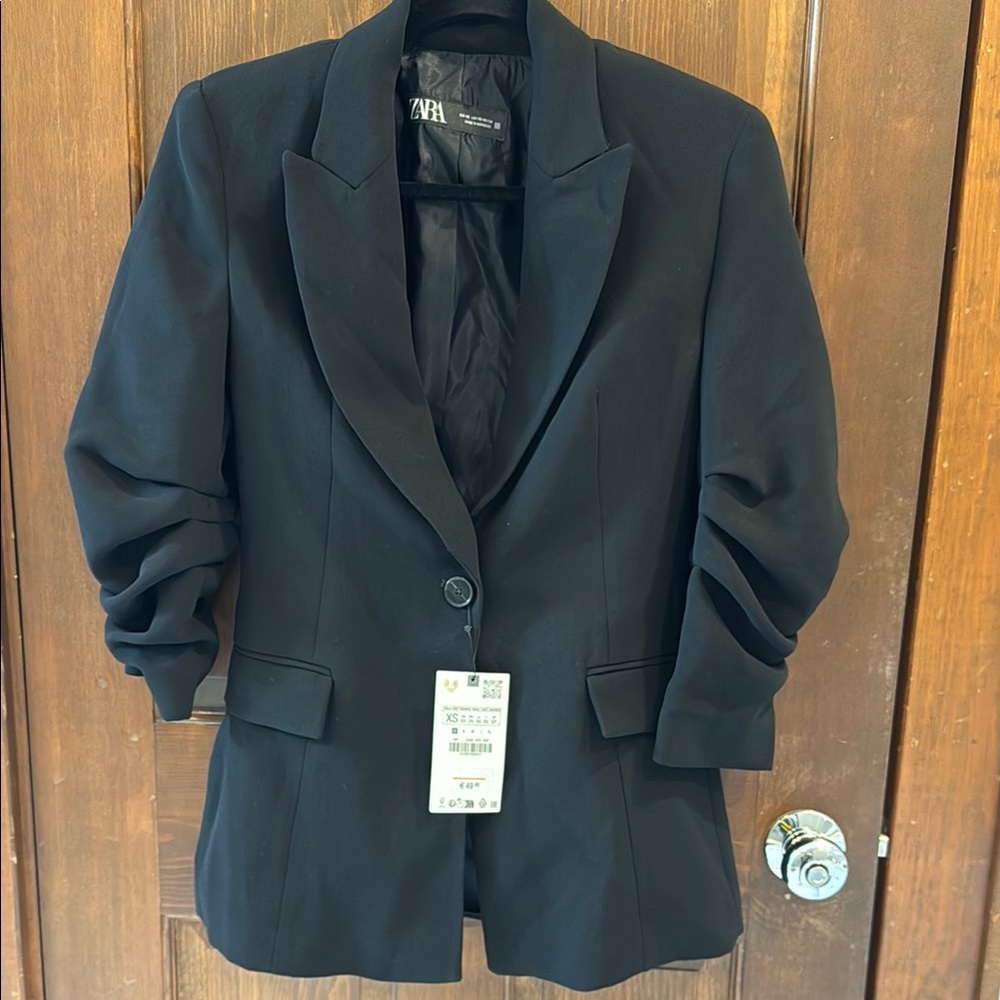 Zara Women's Black Blazer Small NWT
